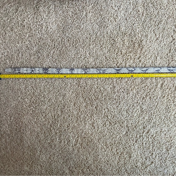 Talbots Calfskin Leather Belt Black Grey Snakeskin Look Medium - Picture 5 of 9